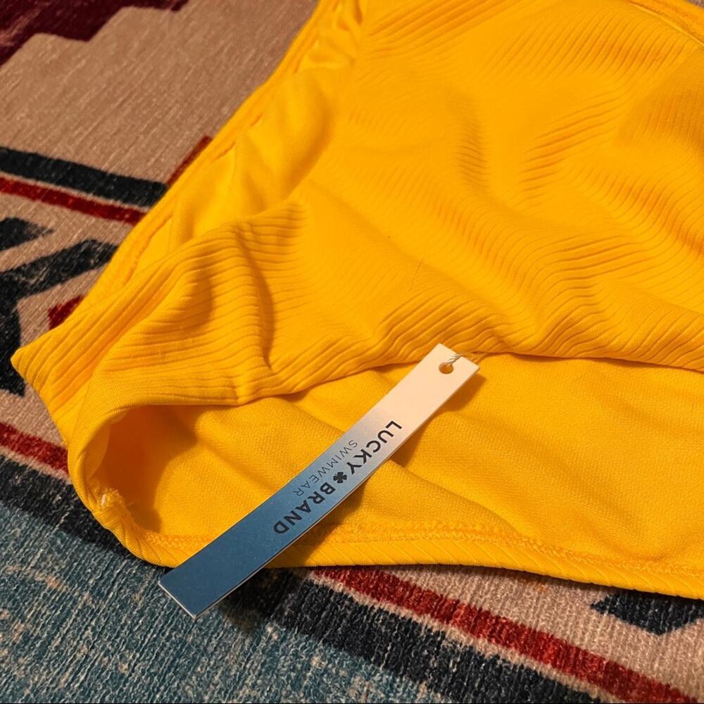 NWT Ribbed Bikini Bottom - Picture 4 of 5